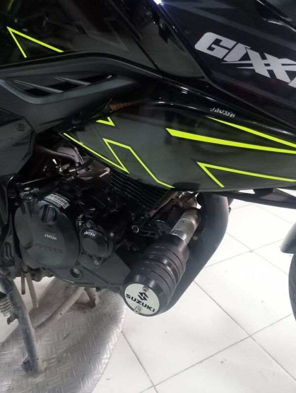 Suzuki Gixxer 150 FI ABS Modelo 2026 – Con garantía y muy pocos kilómetros - Image 4