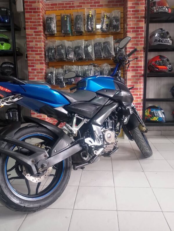 Pulsar NS 200 Modelo 2016 - Image 3