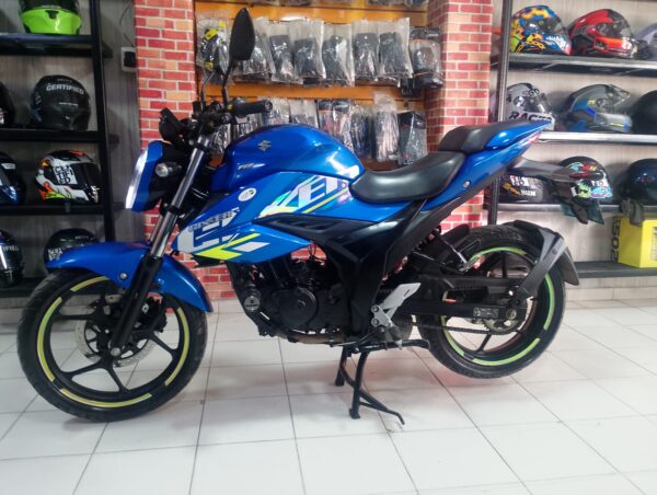 Suzuki Gixxer FI 150 Modelo 2023