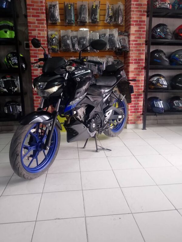 Suzuki GSX-S 150 Modelo 2022 - Image 2