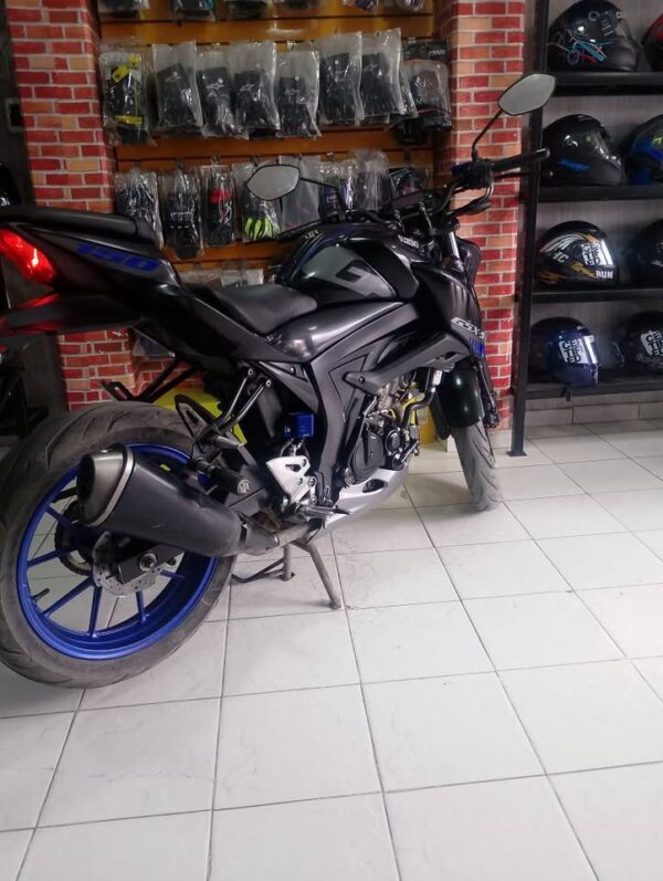 Suzuki GSX-S 150 Modelo 2022 - Image 3