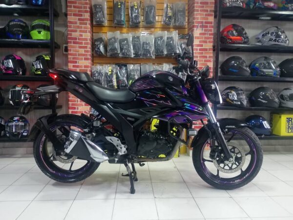 Suzuki Gixxer 150 FI ABS Modelo 2025 - Image 6