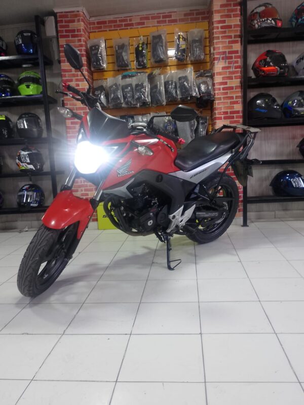 Honda CB 160 F DLX Modelo 2018 - Image 3