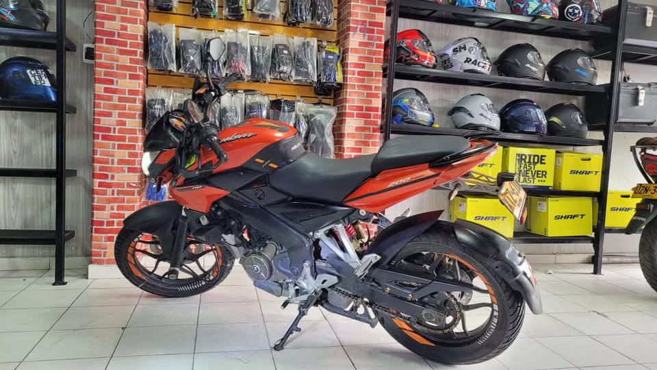 Pulsar 200 NS modelo 2016 en venta – Excelente estado - Image 6
