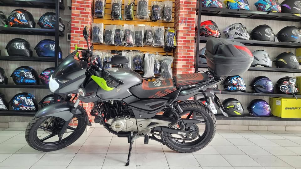 Pulsar 180 Pro modelo 2016 en venta – Excelente estado - Image 7