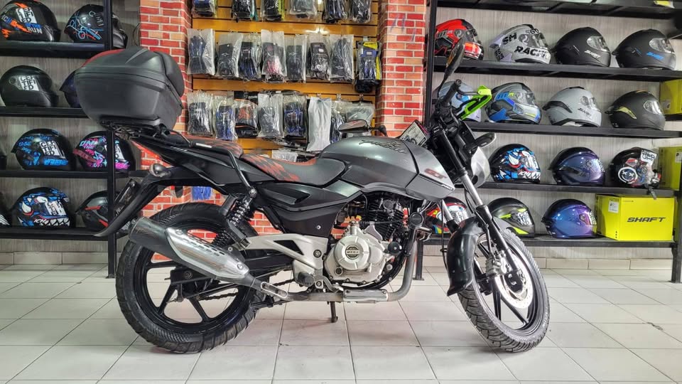 Pulsar 180 Pro modelo 2016 en venta – Excelente estado - Image 3