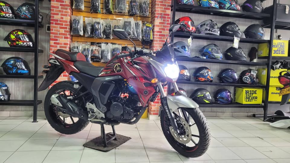Yamaha FZ 150 2.0 modelo 2019 en venta – Excelente estado - Image 4