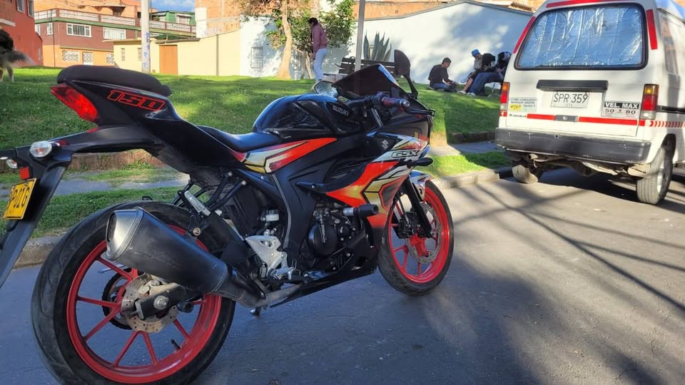 Suzuki GSXR 150 modelo 2022 en venta – Potencia y estilo deportivo - Image 7