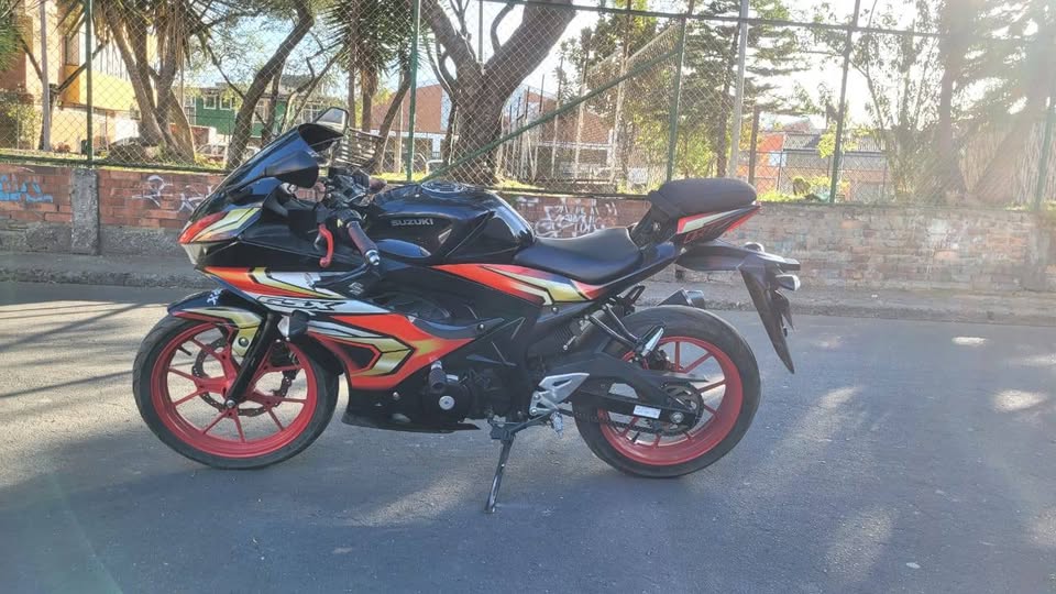 Suzuki GSXR 150 modelo 2022 en venta – Potencia y estilo deportivo - Image 6